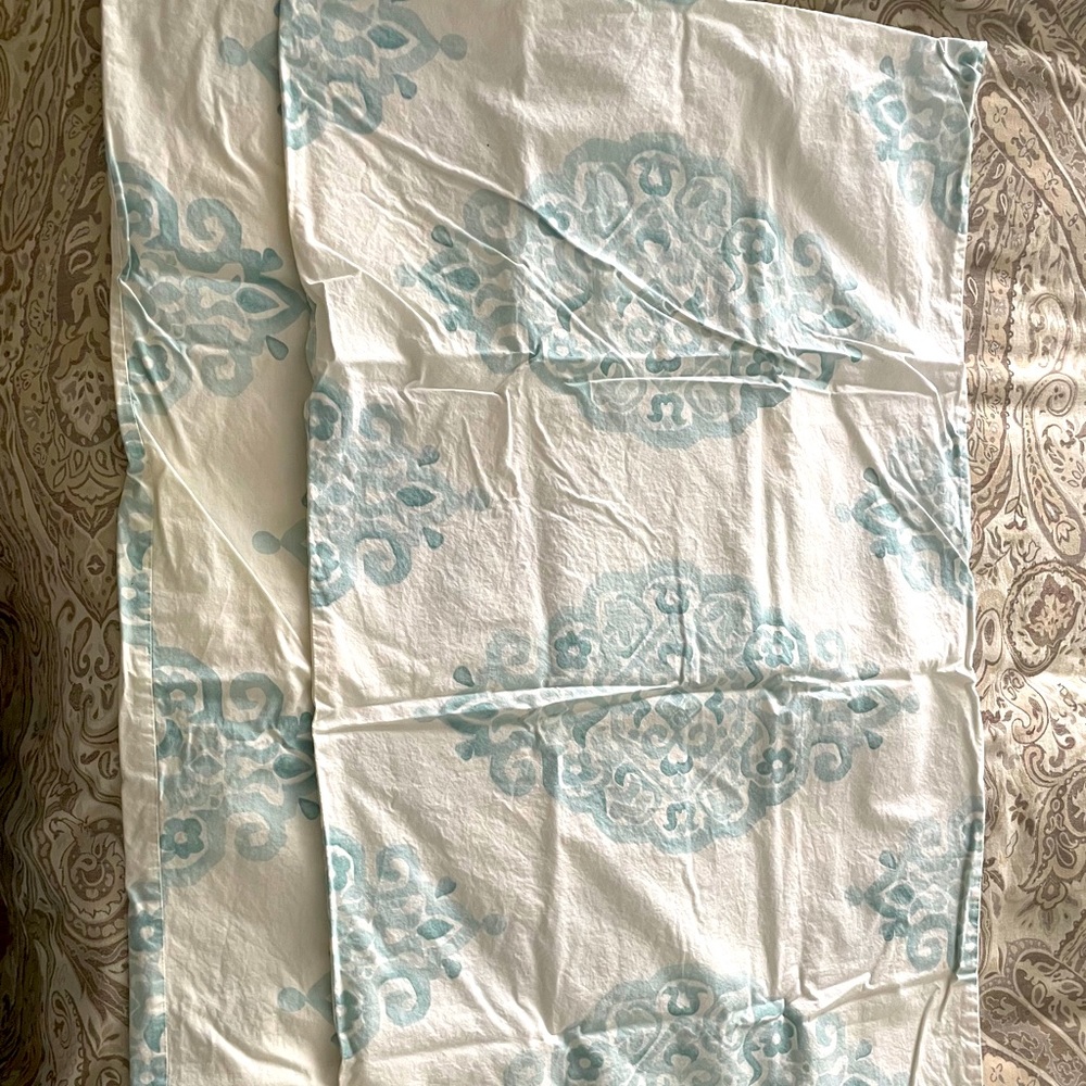 Pottery Barn King Pillow Cases